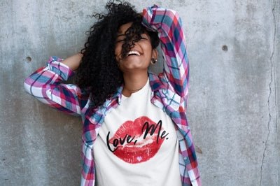 Graphic Champion® Sweatshirt, Red Kiss Lips, Purple Heart – Love, Me. | US - Ohhh So Swag