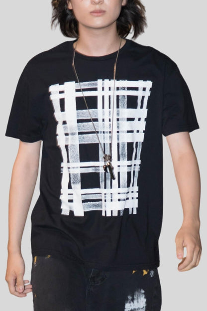 Plaid Print Graphic Tee for Men Women, Short Sleeve Cotton Unisex Streetwear Crew Neck T-Shirt, Black and White Tartan Print | US - Ohhh So Swag