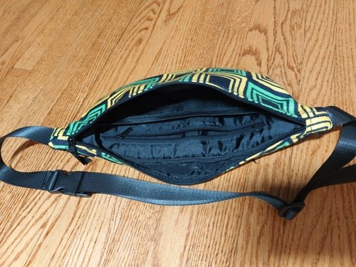 Streetwear Fanny Pack, Jamaica Colours – J.A. Squared | US - Ohhh So Swag