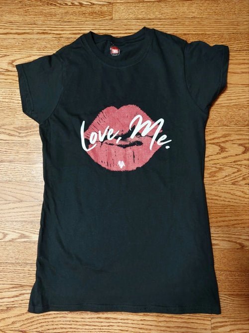 Women's Softstyle Crew Tee with Red Kiss Lips, Green Heart - Love, Me. | CA - Ohhh So Swag